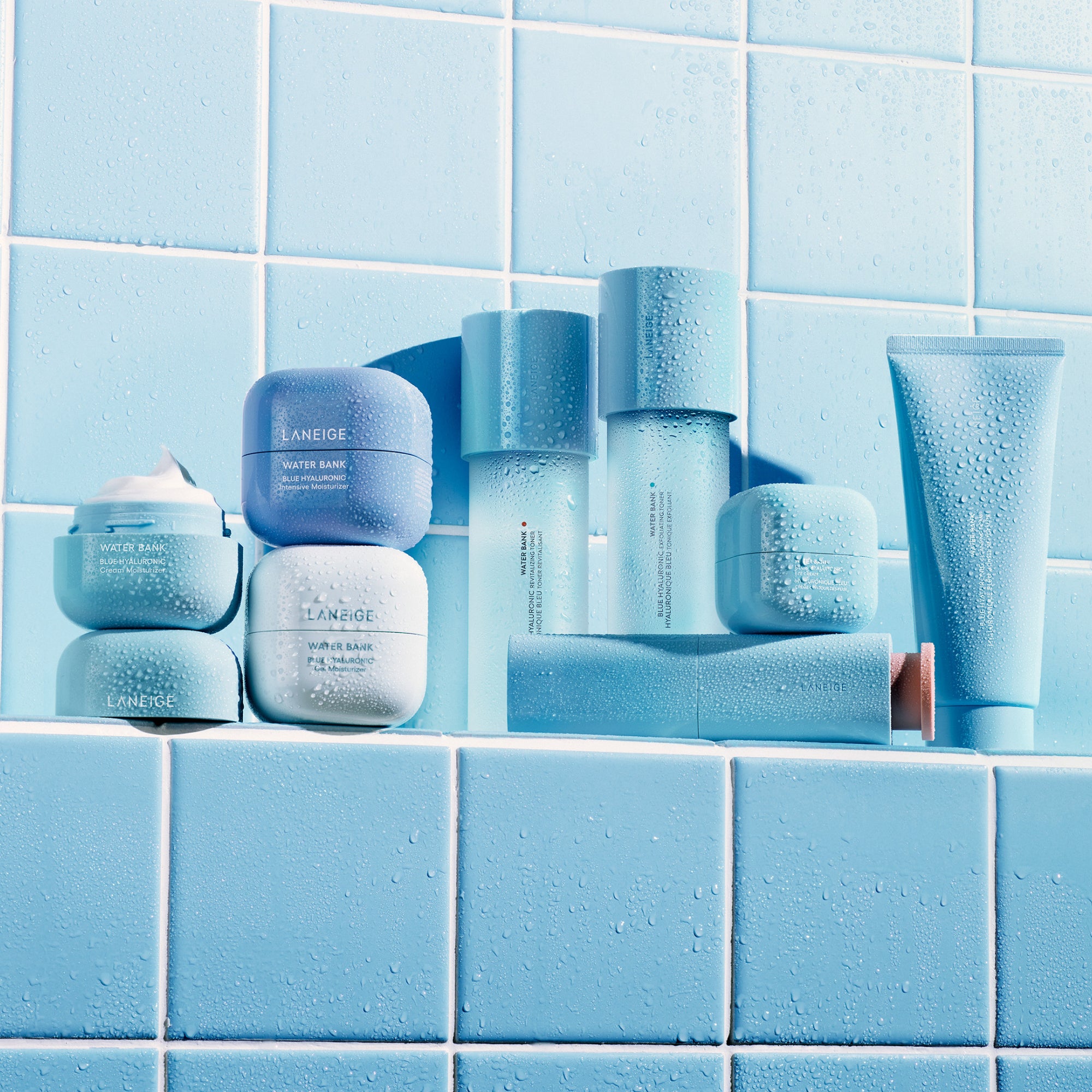 Water Bank Blue Hyaluronic Cleansing Foam - Image 5